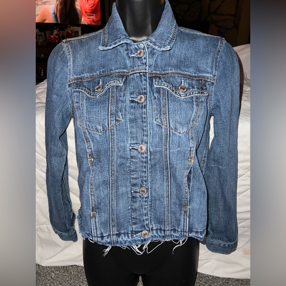 Abercrombie & Fitch Raw Hem Jean Jacket